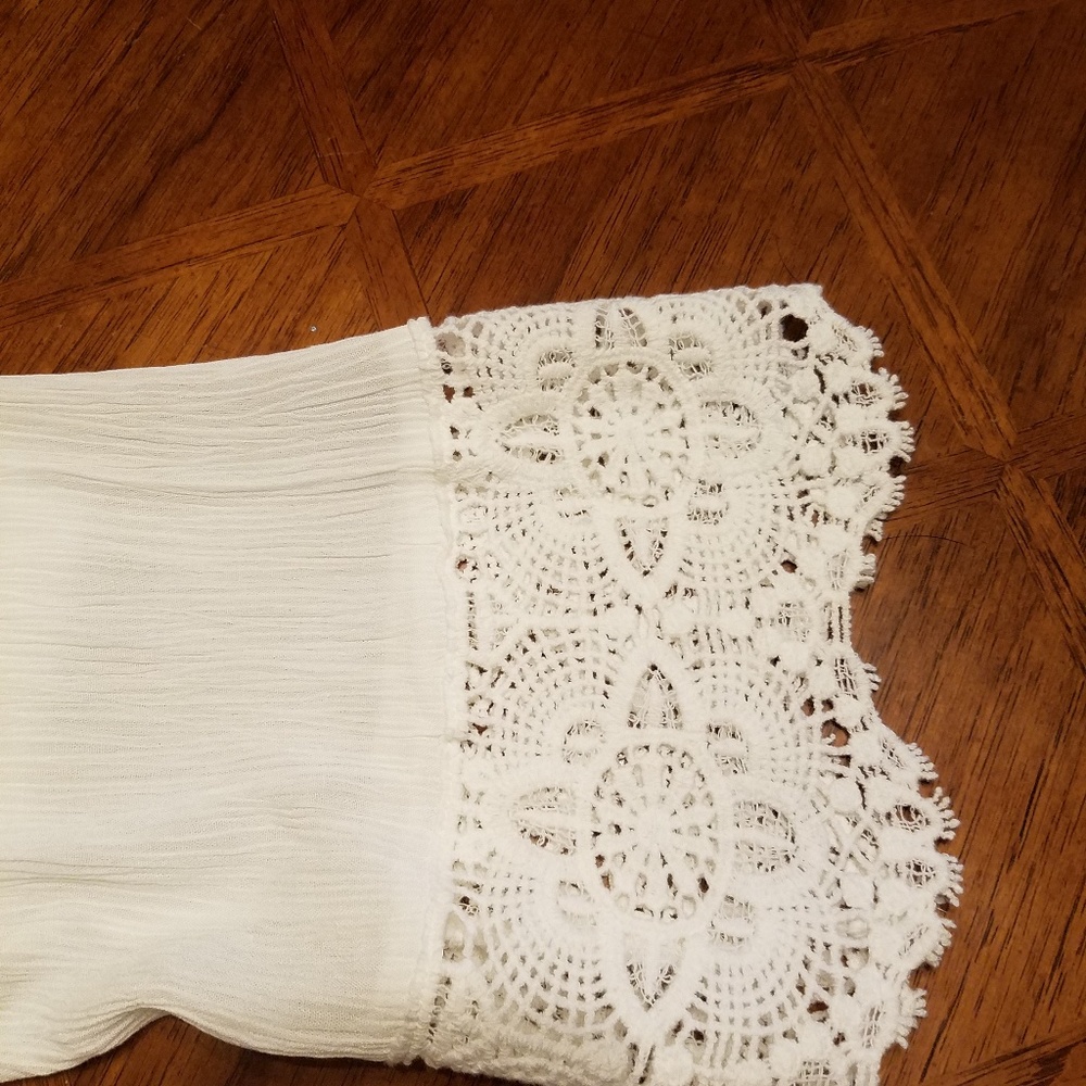 Tunic - Picture 3 of 5